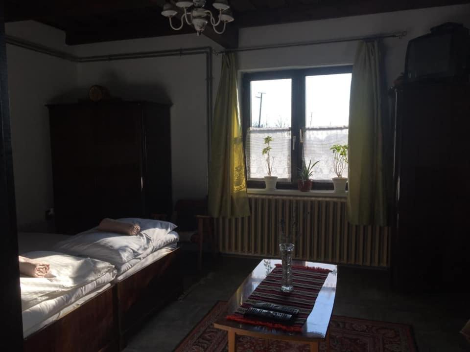 Oncsa Vendeghaz Hotell Gyöngyös Exteriör bild
