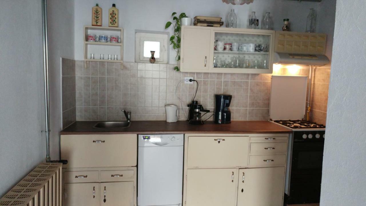 Oncsa Vendeghaz Hotell Gyöngyös Exteriör bild